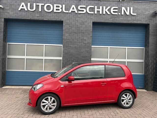 Rood Gebruikt 2013 Seat Mii Chic Hatchback | € 6.445 (Eerlijke prijs) - Afbeelding 1/4