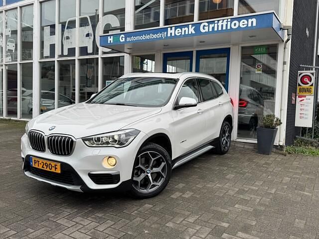 Wit Occasion 2017 BMW X1 Executive SUV | € 22.450 (Goede deal) - Afbeelding 1/4