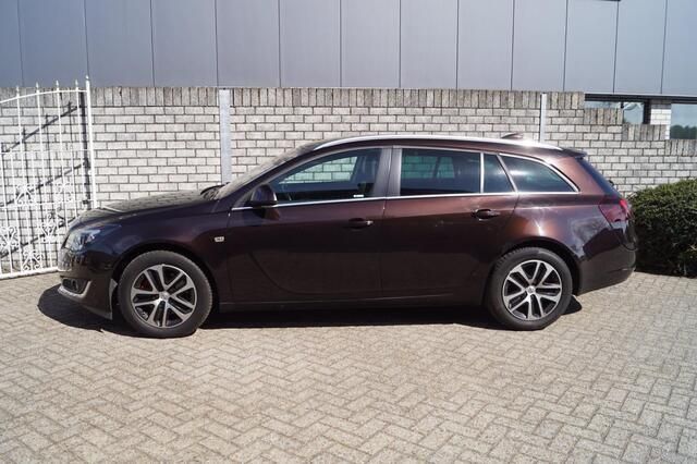 Occasion Opel Insignia Business 170 PK (125 kW) 2017 Bruin Stationwagen