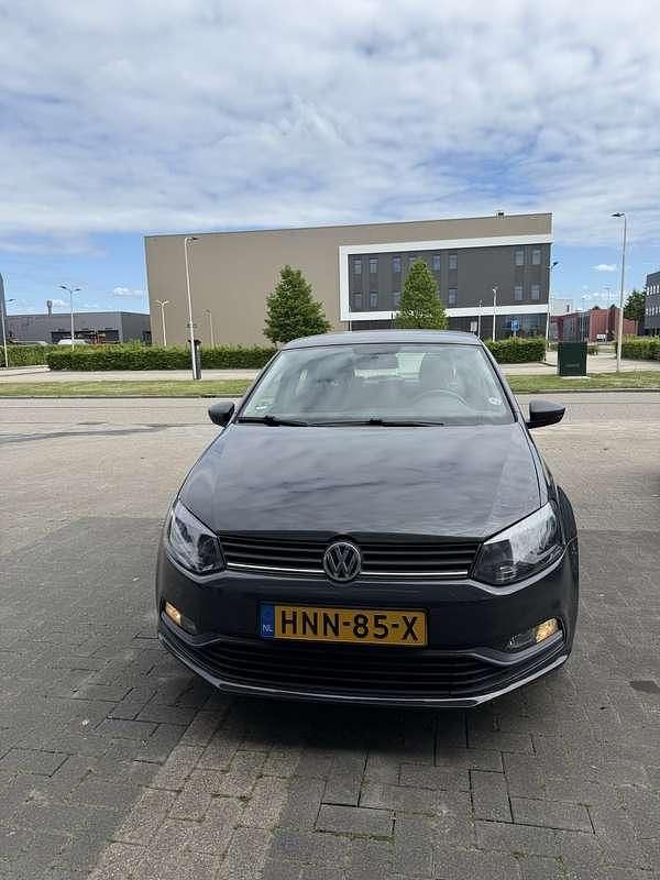 Grijs Gebruikt 2016 VW Polo Hatchback | € 7.250 (Super prijs) - Afbeelding 1/4