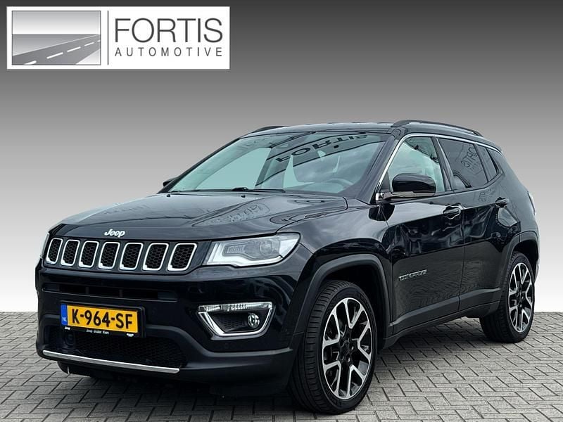 Zwart Gebruikt 2021 Jeep Compass Limited SUV | € 18.895 (Goede deal) - Afbeelding 1/4