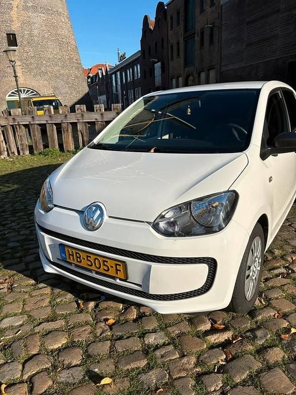 Gebruikt 2015 VW up! Hatchback | € 4.950 (Goede deal) - Afbeelding 1/4