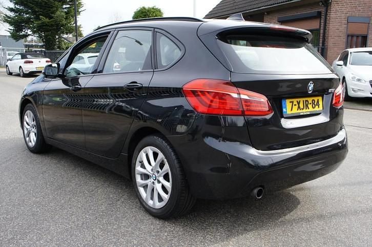 Occasion BMW 218 Executive 136 PK (100 kW) 2014 Zwart (metallic) Stationwagen