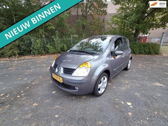 Grijs Gebruikt 2006 Renault Modus MPV | € 1.599 (Eerlijke prijs) - Afbeelding 1/4