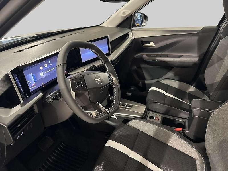 Nieuw Opel Frontera 101 PK (74 kW) 2025 Zwart SUV