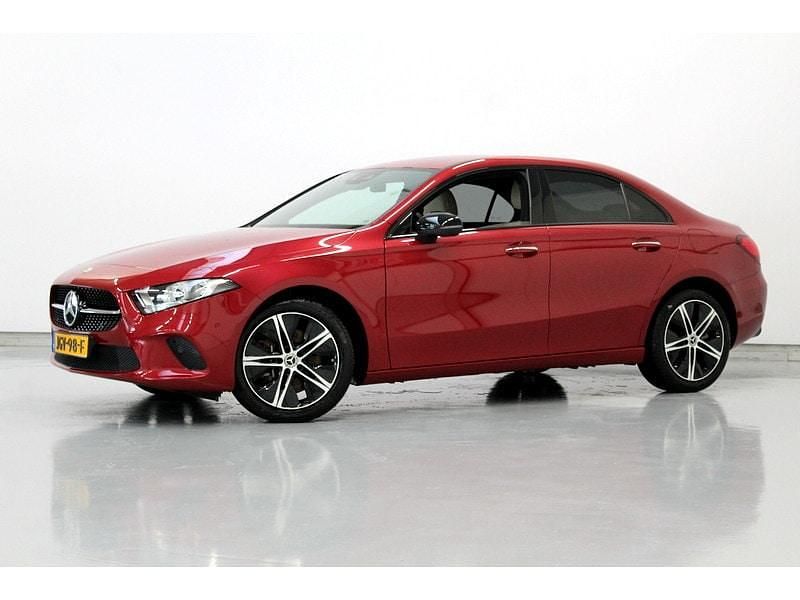 Occasion Mercedes A250 Luxury 161 PK (118 kW) 2022 Rood Sedan