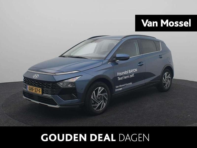 Blauw Gebruikt 2024 Hyundai Bayon Premium SUV | € 24.940 (Iets duurder) - Afbeelding 1/3