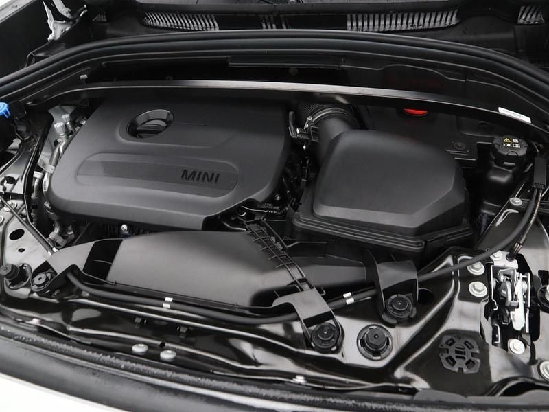 Nieuw Mini Countryman 156 PK (114 kW) 2025 Nanuq white (wit metallic) SUV