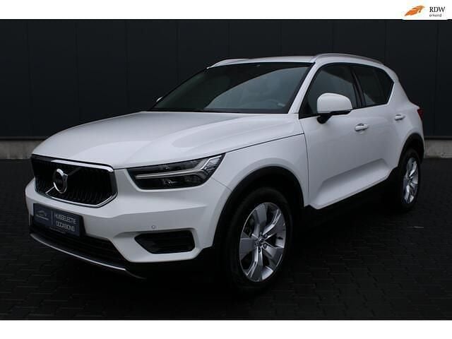 Occasion Volvo XC40 Momentum 155 PK (114 kW) 2018 Wit (metallic) SUV