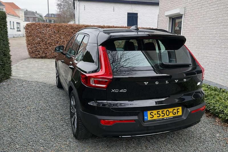 Occasion Volvo XC40 Core 169 kW (231 PK) 2023 Zwart SUV