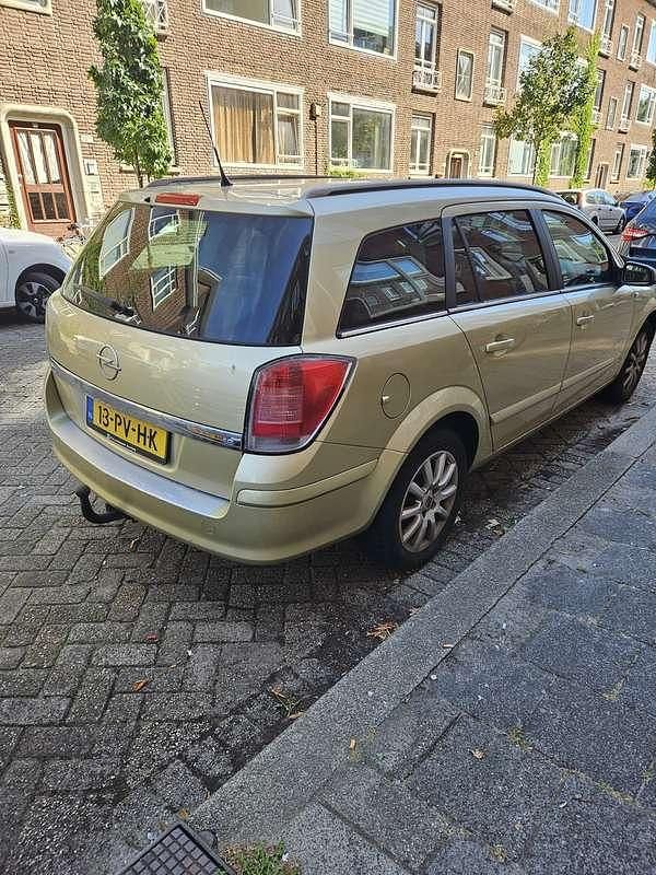 Gebruikt 2004 Opel Astra Comfort Stationwagen | € 1.300 (Eerlijke prijs) - Afbeelding 1/4