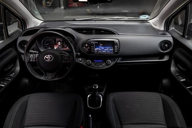 Occasion Toyota Yaris 112 PK (82 kW) 2019 Wit Hatchback