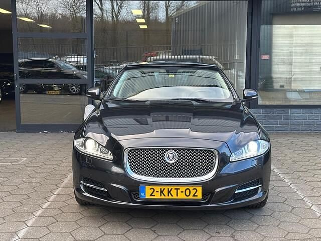 Occasion Jaguar XJ Premium Luxury 275 PK (202 kW) 2012 Grijs (metallic) Sedan