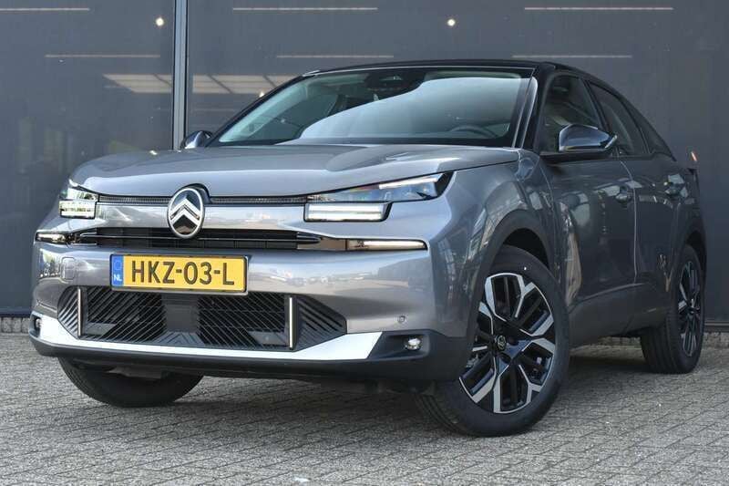 Grijs Gebruikt 2025 Citroën e-C4 Business Class SUV | € 28.900 - Afbeelding 1/4