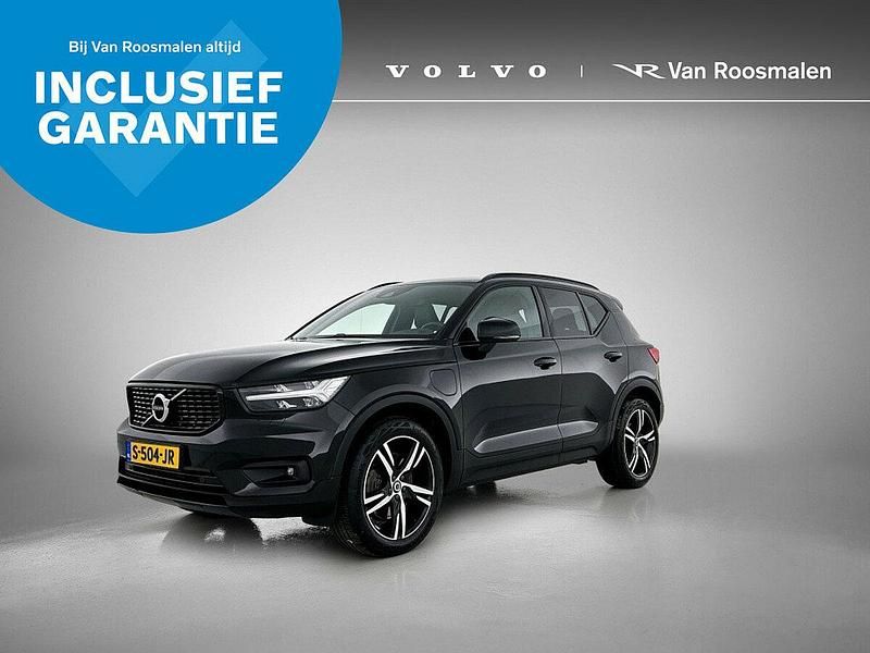Zwart metallic Gebruikt 2020 Volvo XC40 R-Design SUV | € 33.950 (Eerlijke prijs) - Afbeelding 1/4