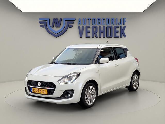 Wit Gebruikt 2022 Suzuki Swift Hatchback | € 16.400 (Eerlijke prijs) - Afbeelding 1/4