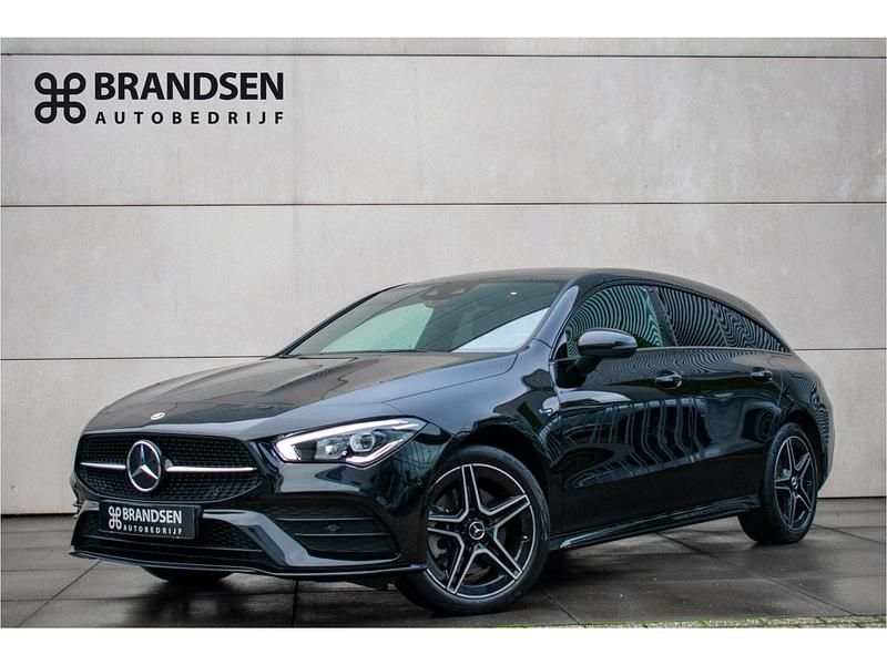 Zwart Occasion 2021 Mercedes CLA250 Business Sedan | € 27.900 (Super prijs) - Afbeelding 1/4
