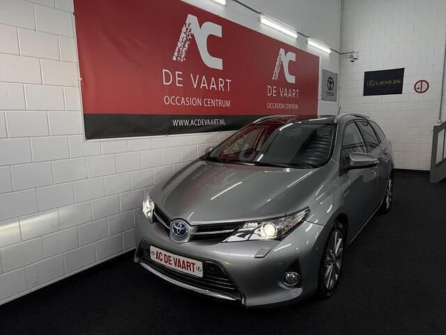 Occasion Toyota Auris 99 PK (72 kW) 2013 Grijs Stationwagen