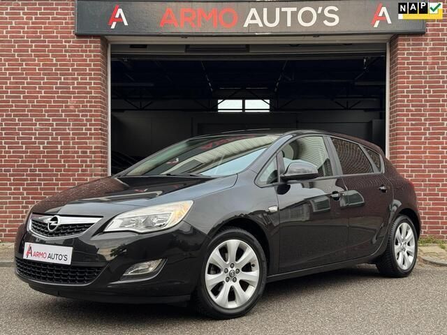Occasion Opel Astra Edition 140 PK (102 kW) 2012 Zwart Hatchback