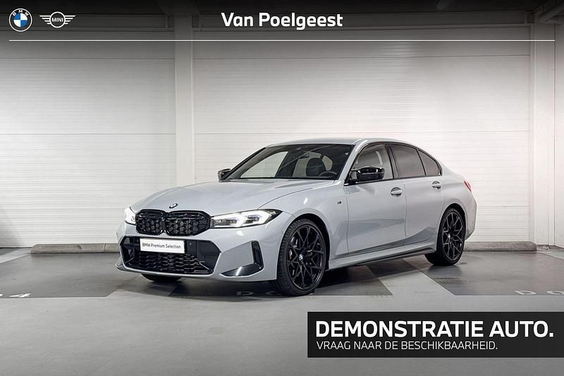 Brooklyngrau (licht grijs) Gebruikt 2025 BMW 330 M Sport Sedan | € 79.900 - Afbeelding 1/4