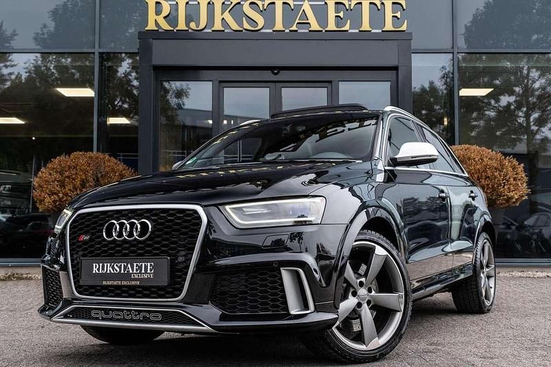 Zwart Gebruikt 2014 Audi RS Q3 SUV | € 32.900 (Iets duurder) - Afbeelding 1/4