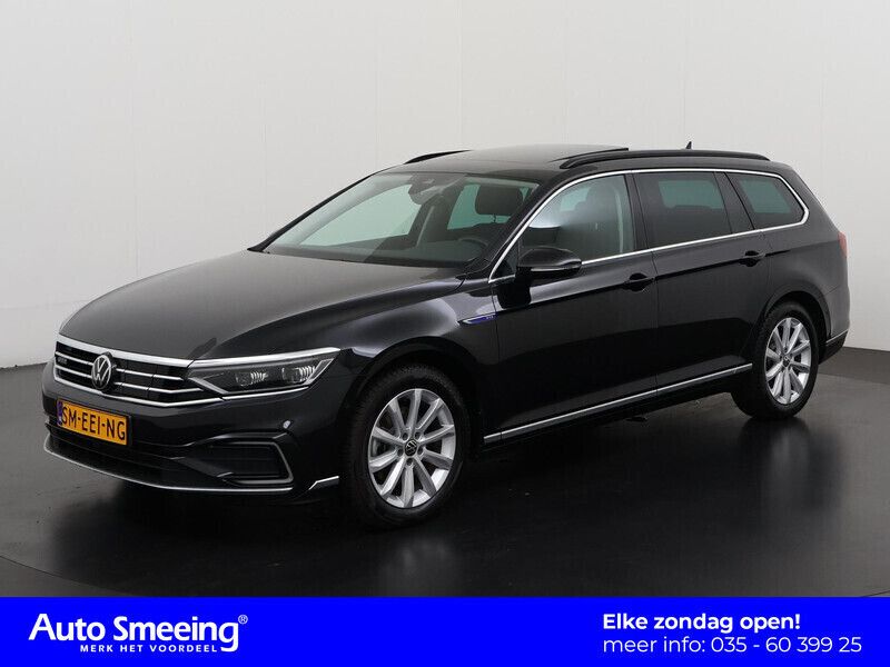 Zwart Gebruikt 2021 VW Passat GTE Stationwagen | € 28.895 (Eerlijke prijs) - Afbeelding 1/4