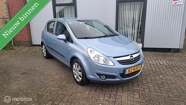 Blauw Gebruikt 2008 Opel Corsa Hatchback | € 4.950 (Eerlijke prijs) - Afbeelding 1/4