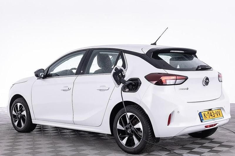 Occasion Opel Corsa-e Elegance 100 kW (136 PK) 2021 Wit Hatchback