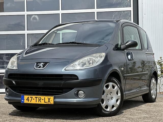 Grijs Gebruikt 2007 Peugeot 1007 Hatchback | € 1.750 (Iets duurder) - Afbeelding 1/4