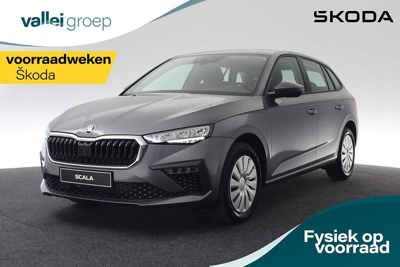 Grijs Nieuw 2025 Skoda Scala Essence Hatchback | € 24.990 (Eerlijke prijs) - Afbeelding 1/4