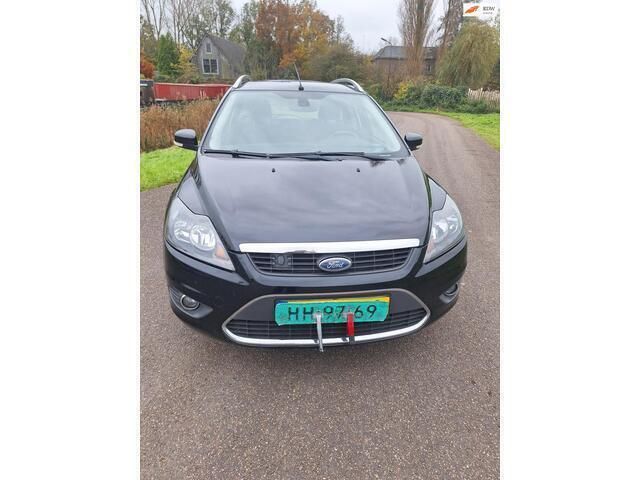 Zwart Gebruikt 2009 Ford Focus Titanium Stationwagen | € 2.599 (Eerlijke prijs) - Afbeelding 1/4