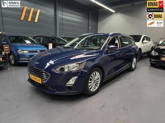 Blauw Gebruikt 2019 Ford Focus Business Edition Stationwagen | € 12.750 (Goede deal) - Afbeelding 1/4