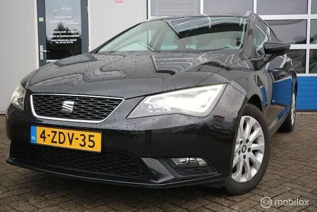 Zwart Gebruikt 2014 Seat Leon ST Ecomotive Stationwagen | € 4.900 (Eerlijke prijs) - Afbeelding 1/4