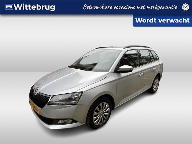Grijs Occasion 2022 Skoda Fabia Ambition Stationwagen | € 15.950 (Eerlijke prijs) - Afbeelding 1/4