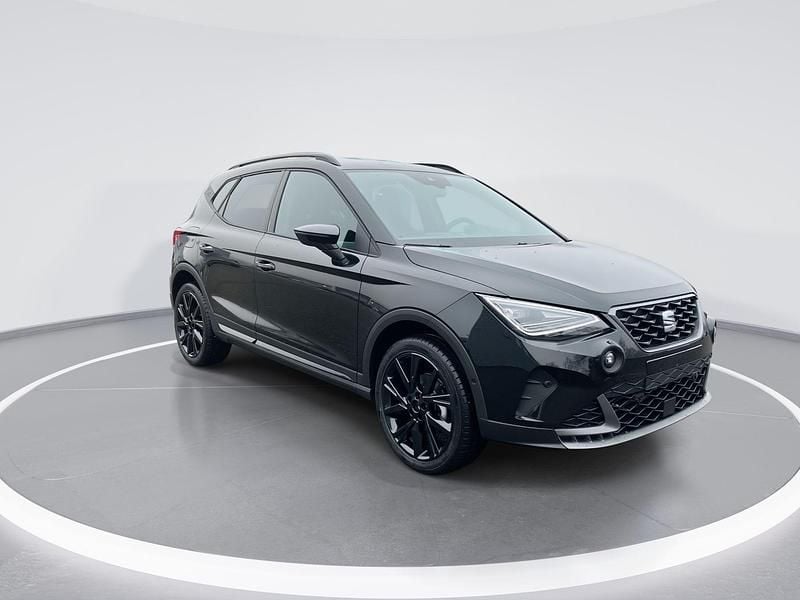 Nieuw Seat Arona Business 95 PK (69 kW) 2025 Zwart, metallic lak SUV