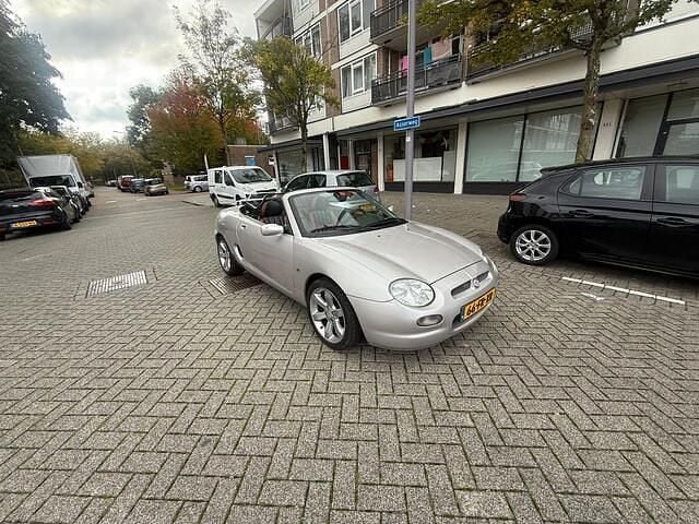 Afbeelding 2/4