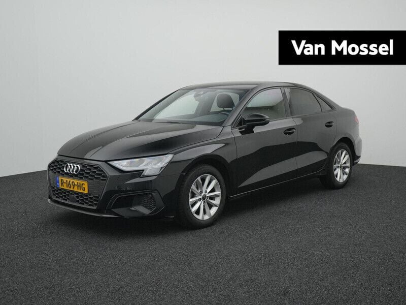 Zwart Gebruikt 2022 Audi A3 Proline Sedan | € 23.900 (Eerlijke prijs) - Afbeelding 1/4