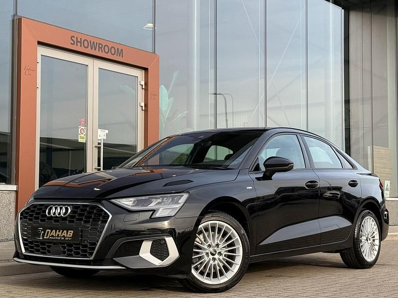Zwart Gebruikt 2020 Audi A3 Advanced Sedan | € 23.795 - Afbeelding 1/4