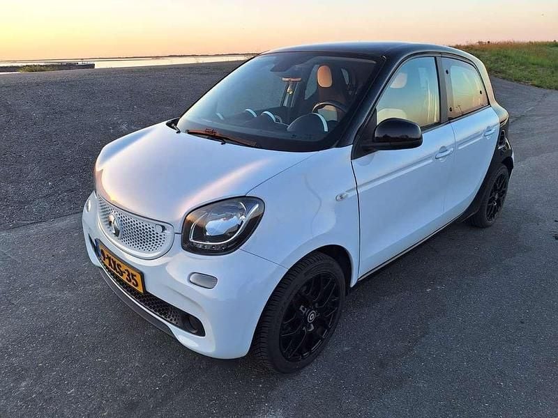Occasion Smart ForFour Proxy 71 PK (52 kW) 2014 Wit Hatchback