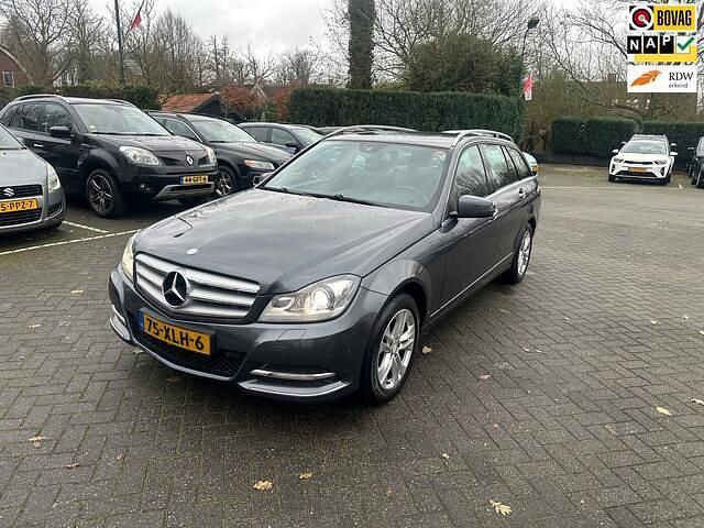 Grijs Gebruikt 2012 Mercedes C180 Avantgarde Stationwagen | € 9.950 (Eerlijke prijs) - Afbeelding 1/4