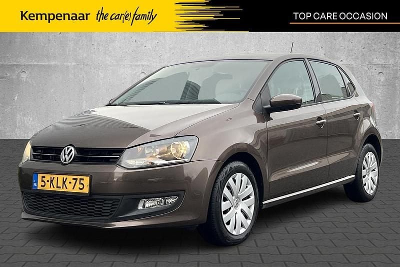Bruin (metallic) Gebruikt 2013 VW Polo Comfortline Hatchback | € 8.950 (Eerlijke prijs) - Afbeelding 1/4