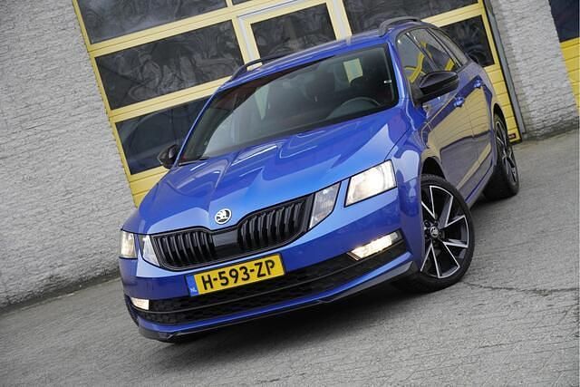 Occasion Skoda Octavia Business Line 150 PK (110 kW) 2020 Blauw Stationwagen