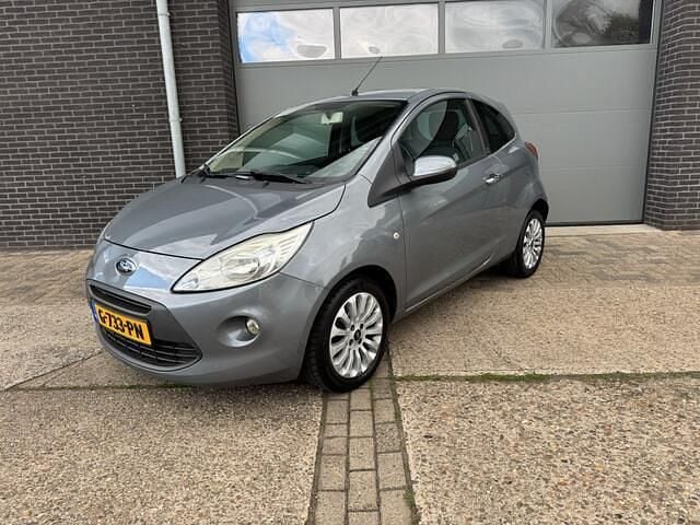 Grijs Gebruikt 2011 Ford Ka Limited Hatchback | € 2.499 (Eerlijke prijs) - Afbeelding 1/4