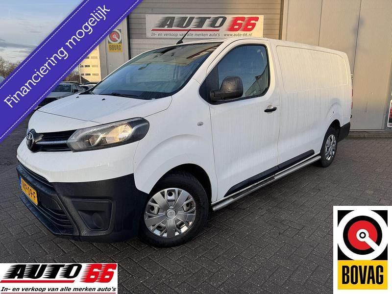 Wit Occasion 2023 Toyota Proace MPV | € 10.995 - Afbeelding 1/4