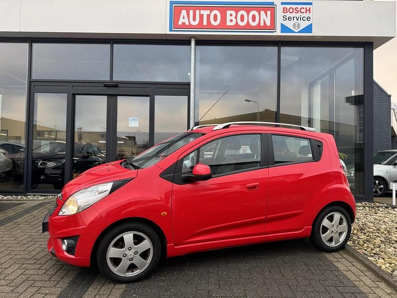 Rood Gebruikt 2011 Chevrolet Spark LT Hatchback | € 5.250 (Duur) - Afbeelding 1/4