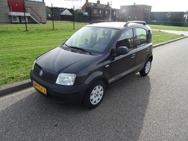 Zwart Gebruikt 2011 Fiat Panda Hatchback | € 2.195 (Goede deal) - Afbeelding 1/4