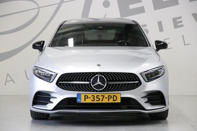 Occasion Mercedes A180 Business 136 PK (100 kW) 2022 Grijs Sedan