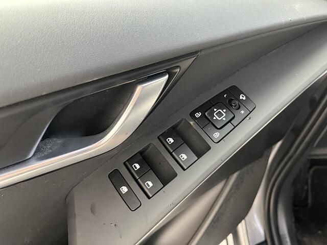 Occasion Kia Niro 129 PK (94 kW) 2025 Grijs SUV