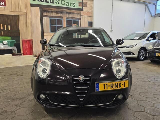Zwart Gebruikt 2011 Alfa Romeo MiTo Hatchback | € 4.750 (Eerlijke prijs) - Afbeelding 1/1