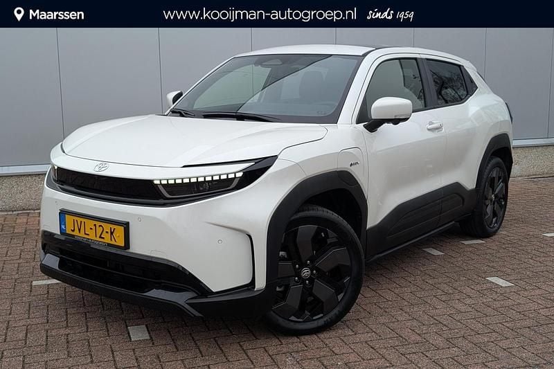 Nieuw Toyota Urban Cruiser Executive 127 kW (174 PK) 2026 Arctic white SUV